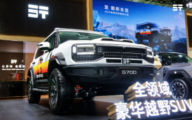 纵横G700顶火鸣镝版亮相深圳改装车展！以鸣镝之姿问鼎中国豪华越野新巅峰